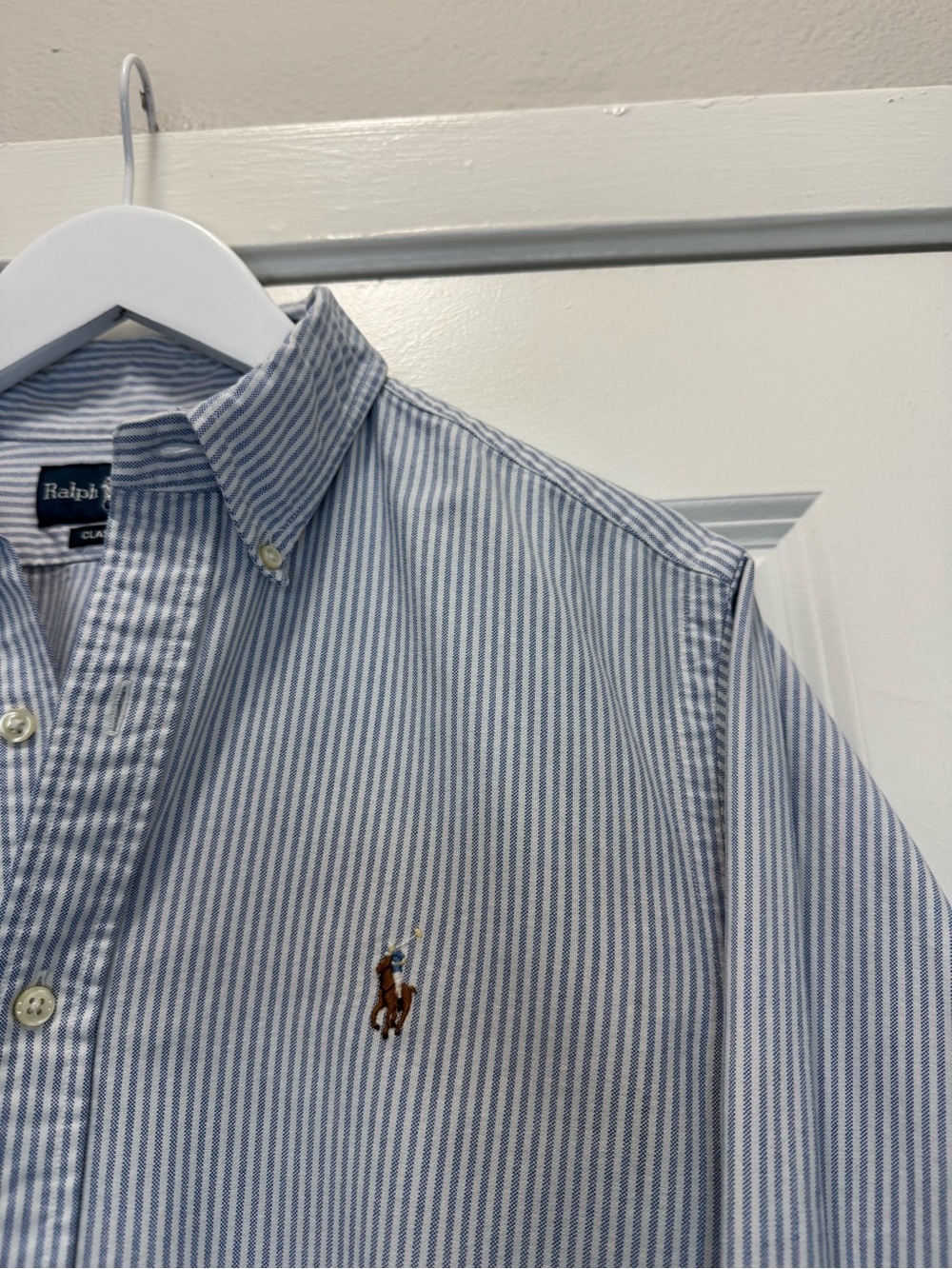 Polo Ralph Lauren Classic Fit Cotton Oxford Long Sleeve Button Down - Picture 4 of 8